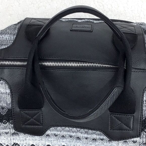 TOMS Seeker Weekender Bag in Black Multi Sweater Felt - Picture 8 of 15